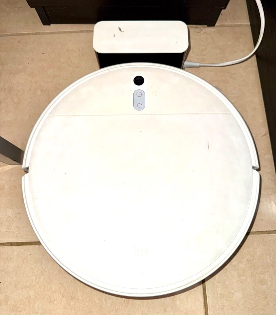 Al Malaz, Appliances, SAR 299,  Xiaomi Mi Robot Vacuum-Mop 2 Lite (Used)