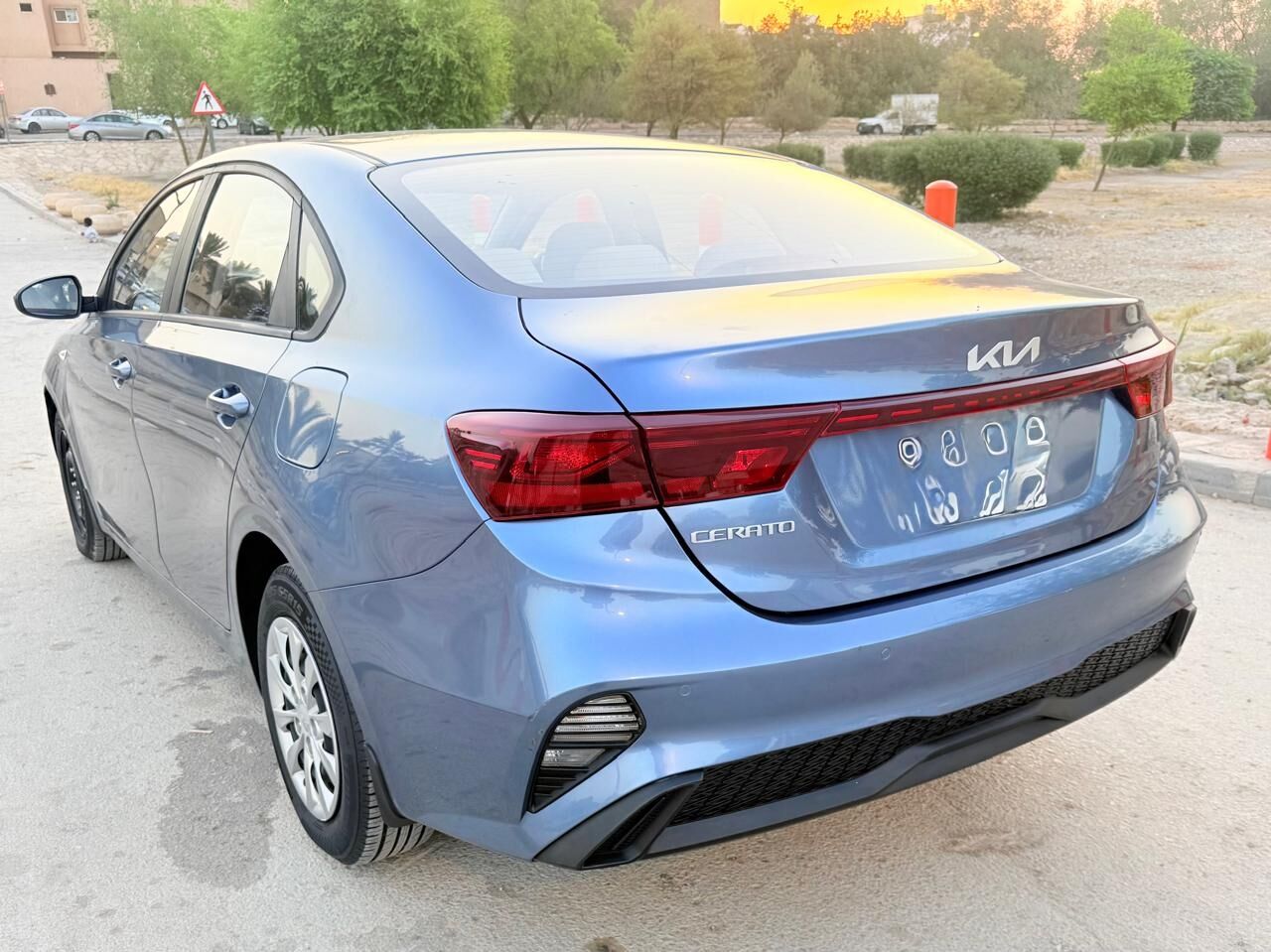 Riyadh, Vehicles, Cars & Trucks , SAR 38000,  Kia Cerato,  2022,  Automatic,  98000 KM,   Want Sell