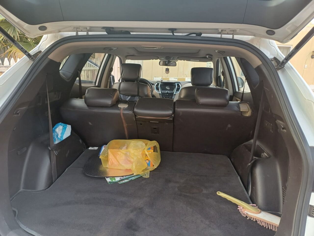 Khobar, Vehicles, Cars & Trucks , SAR 35000,  Hyundai Santa Fe,  2015,  Automatic,  196000 KM,   -4WD White