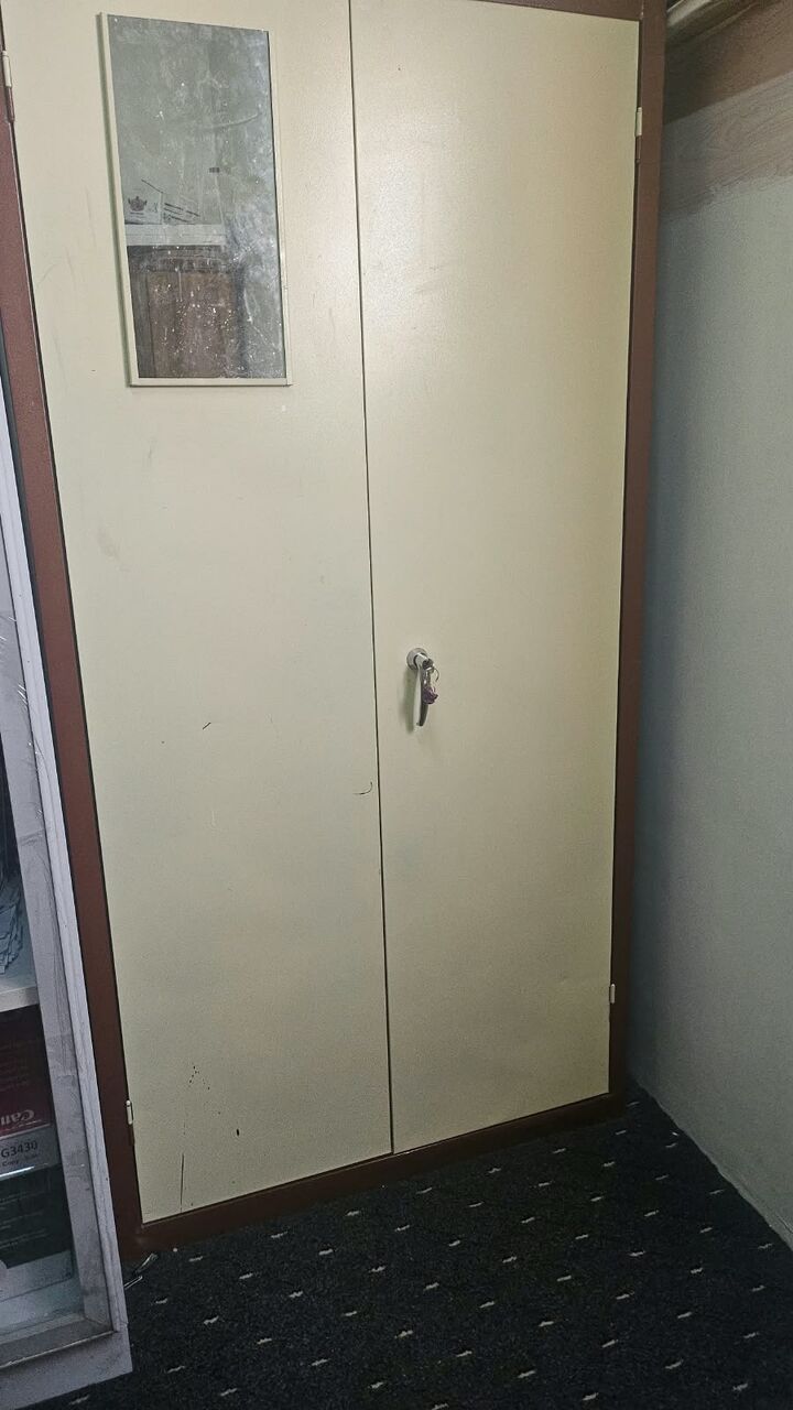 Riyadh, Furniture, SAR 300,  🤎✨Two-Door Steel Almirah / Wardrobe With Mirror & Lock Keys✨🤎 🏡📦