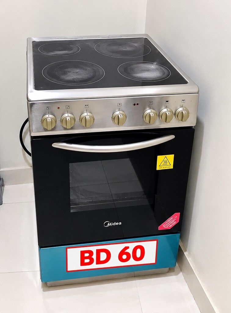 Juffair, Appliances, BHD 60,  Used But Good Condition Electric Cooker For Sale