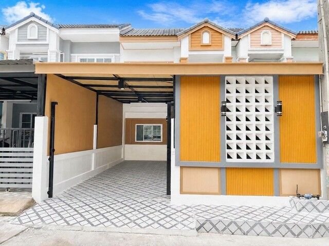 Bangkok, Real Estate For Sale, THB 2290000,  3 BR,  25 Sq. Feet,  Open For Sale 2-storey Townhouse, MOR. Saenpreeda 9 - Sahaphat Renovation Group,