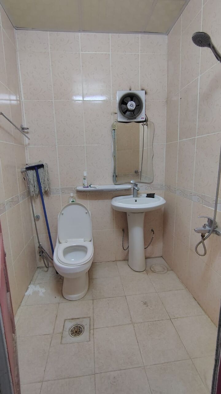 Hara, Apartments, Flats, Houses & Villas, Room Available For Single Bachlor In Hara
