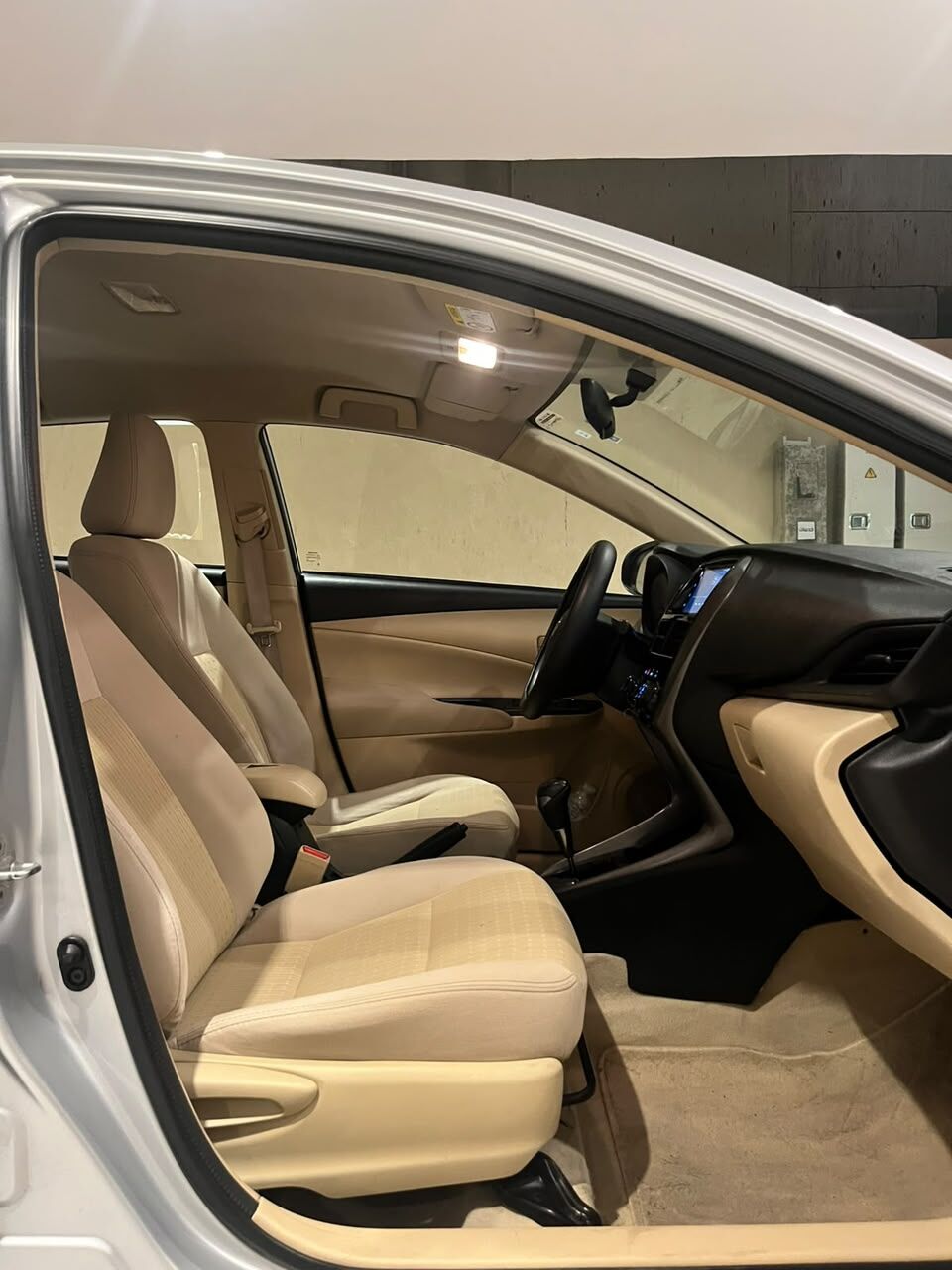 Jeddah, Vehicles, Cars & Trucks , SAR 33500,  Toyota Yaris For The Sale,  2022,  Automatic,  250 KM,