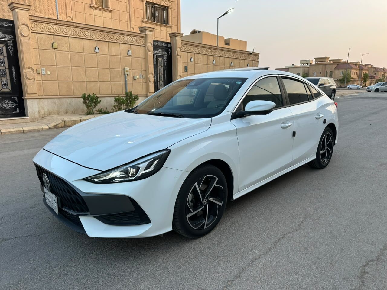 Riyadh, Vehicles, Cars & Trucks , SAR 43000,  MG GT,  2023,  Automatic,  89000 KM,    Fully Loaded With Sunroof For Sales 1st Owner Reasonable Price