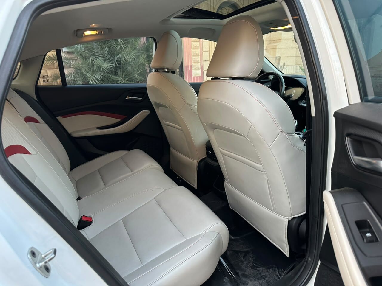 Riyadh, Vehicles, Cars & Trucks , SAR 43000,  MG GT,  2023,  Automatic,  89000 KM,    Fully Loaded With Sunroof For Sales 1st Owner Reasonable Price
