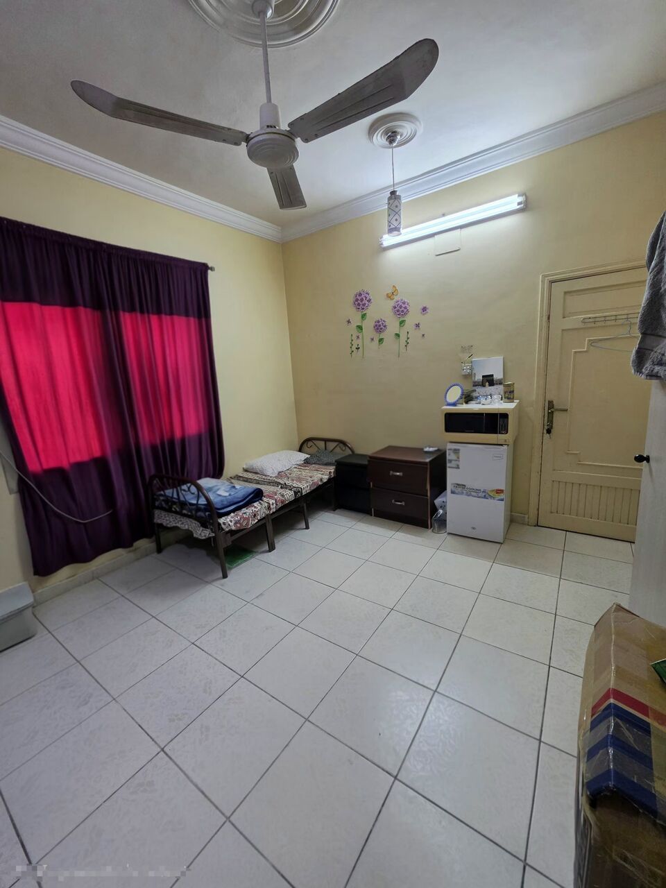 Jeddah, Rooms for Rent, SAR 750/month,  Temporary Room For 2 Months Stay Only