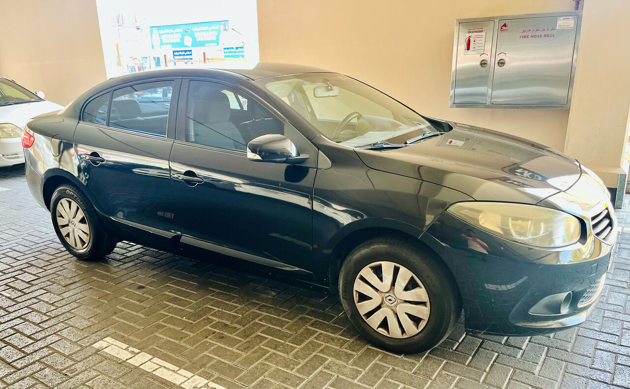 East Riffa, Vehicles, Cars & Trucks , BHD 1200,  Renault Fluence,  2014,  Automatic,  105000 KM,   In Good Condition, Clean Engine, , 104000 KM,less Used,urgnt Sale