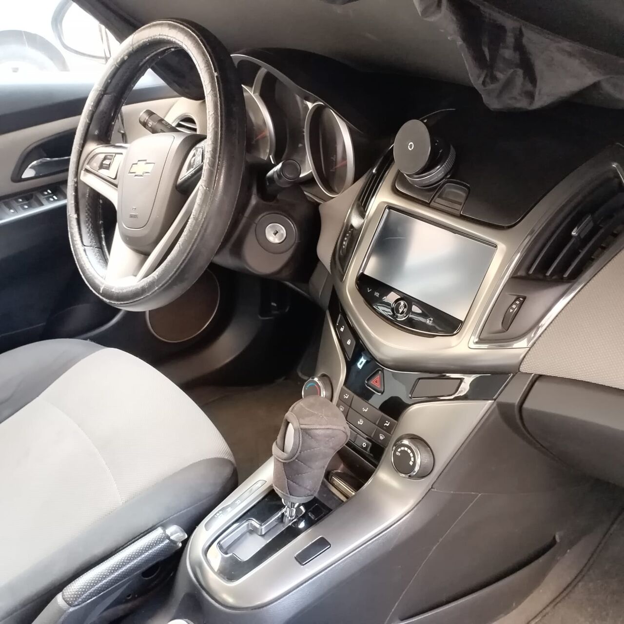 Al Mazruiyah, Vehicles, Cars & Trucks , SAR 17500,  Chevrolet Cruze LS,  2014,  Automatic,  309150 KM,  Vehicle For Sale