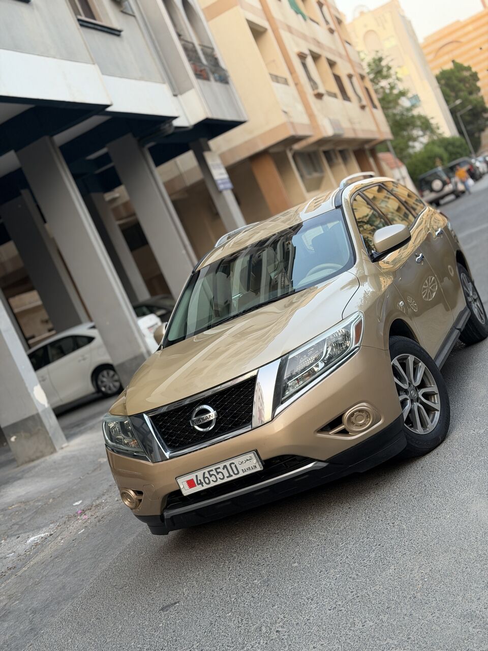 Manama, Vehicles, Cars & Trucks , BHD 2250,  Nissan Pathfinder,  2014,  Automatic,  137654 KM,    Mid Option In Excellent Condition