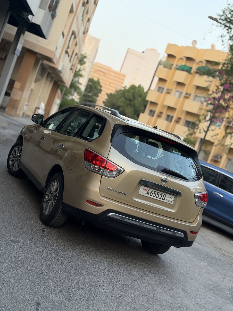 Manama, Vehicles, Cars & Trucks , BHD 2250,  Nissan Pathfinder,  2014,  Automatic,  137654 KM,    Mid Option In Excellent Condition