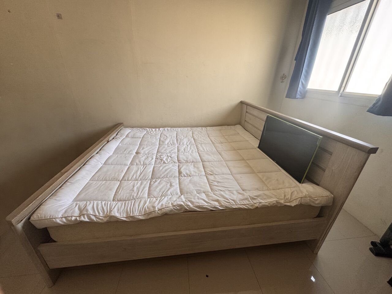 Riyadh, Household Items, SAR 1400,  Wooden Bed (Home Center) With Mattress, Topper & 32&rdquo; TCL TV