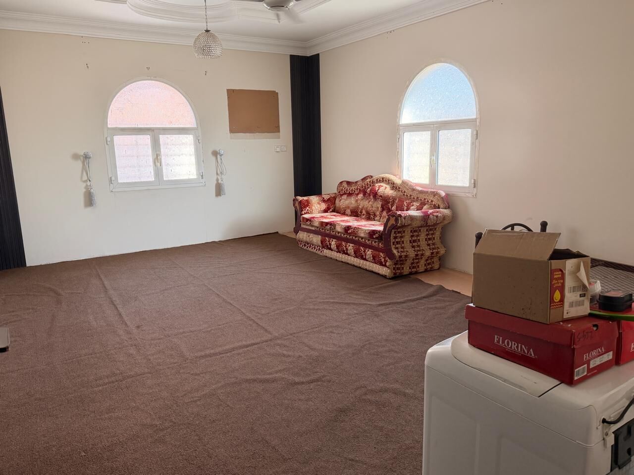 Jizan, Sublets, SAR 650/month,  1 BR,  1214 Sq. Feet,  Spacious Outer Room For University Faculty Only