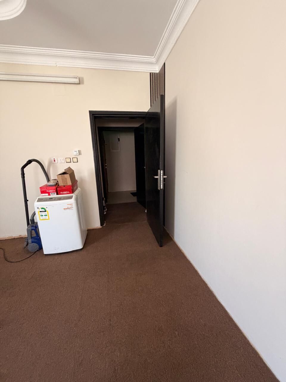Jizan, Sublets, SAR 650/month,  1 BR,  1214 Sq. Feet,  Spacious Outer Room For University Faculty Only