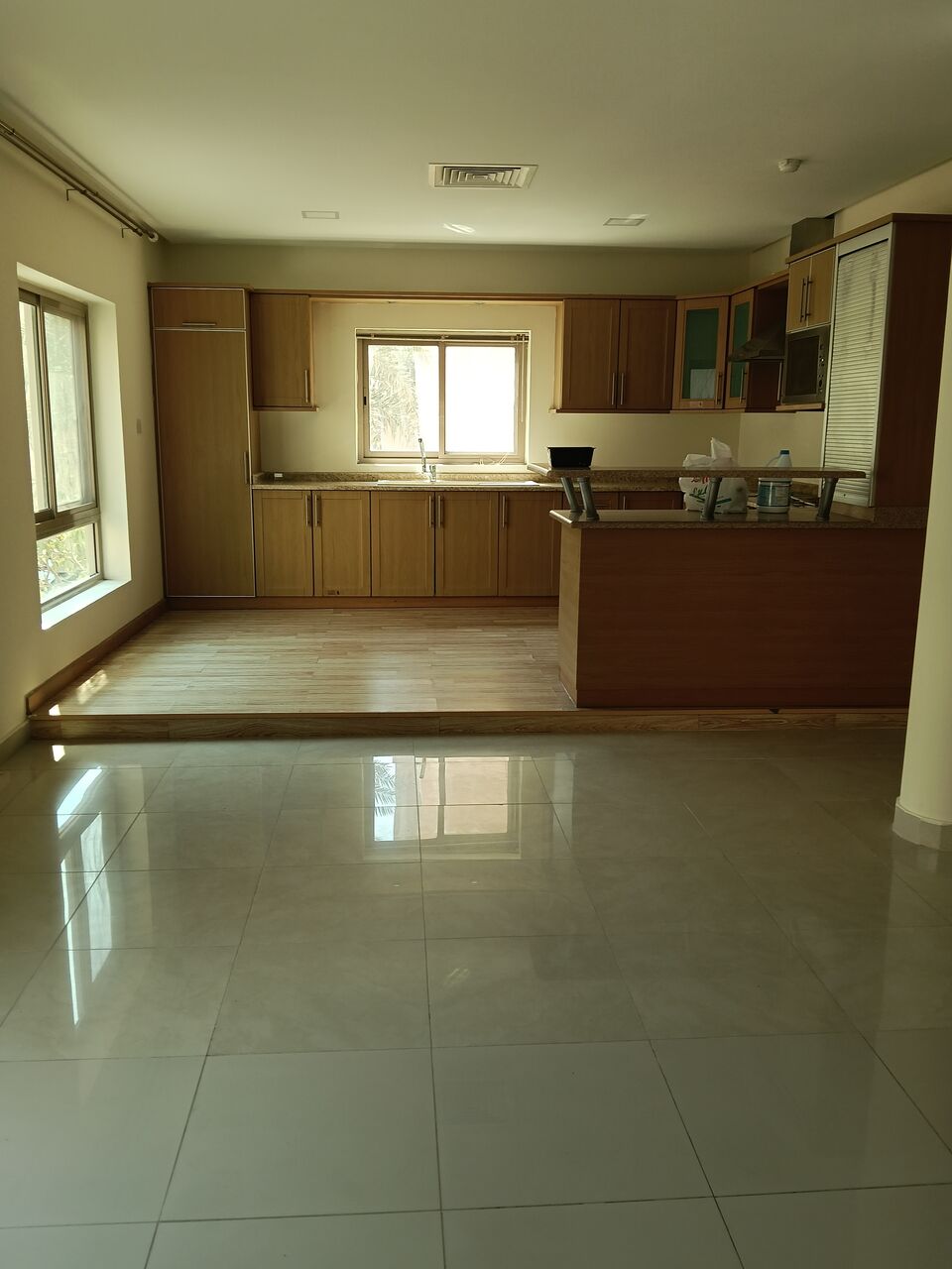 Zinj, Apartments, Flats, Houses & Villas, BHD 300/month,  2 BR,  2 Bedroom Semi Furnished Flat For Rent Without Ewa