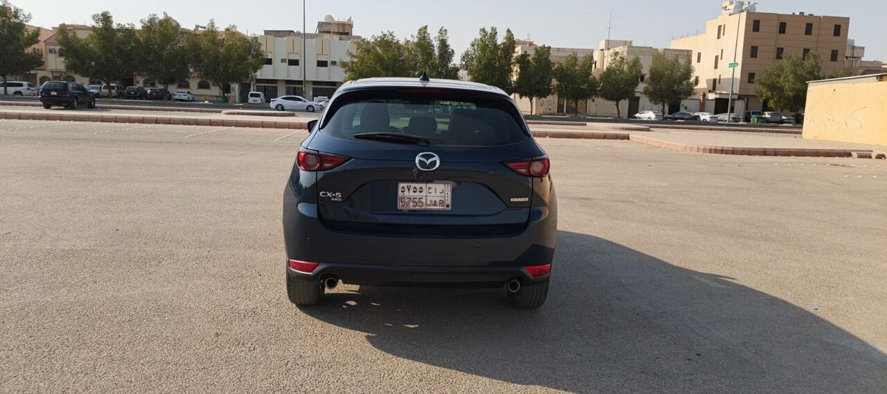Riyadh, Vehicles, Cars & Trucks , SAR 68000,  Mazda CX-05,  2022,  Automatic,  70000 KM,   , 4wd , Model Full Option , 70,000 Km