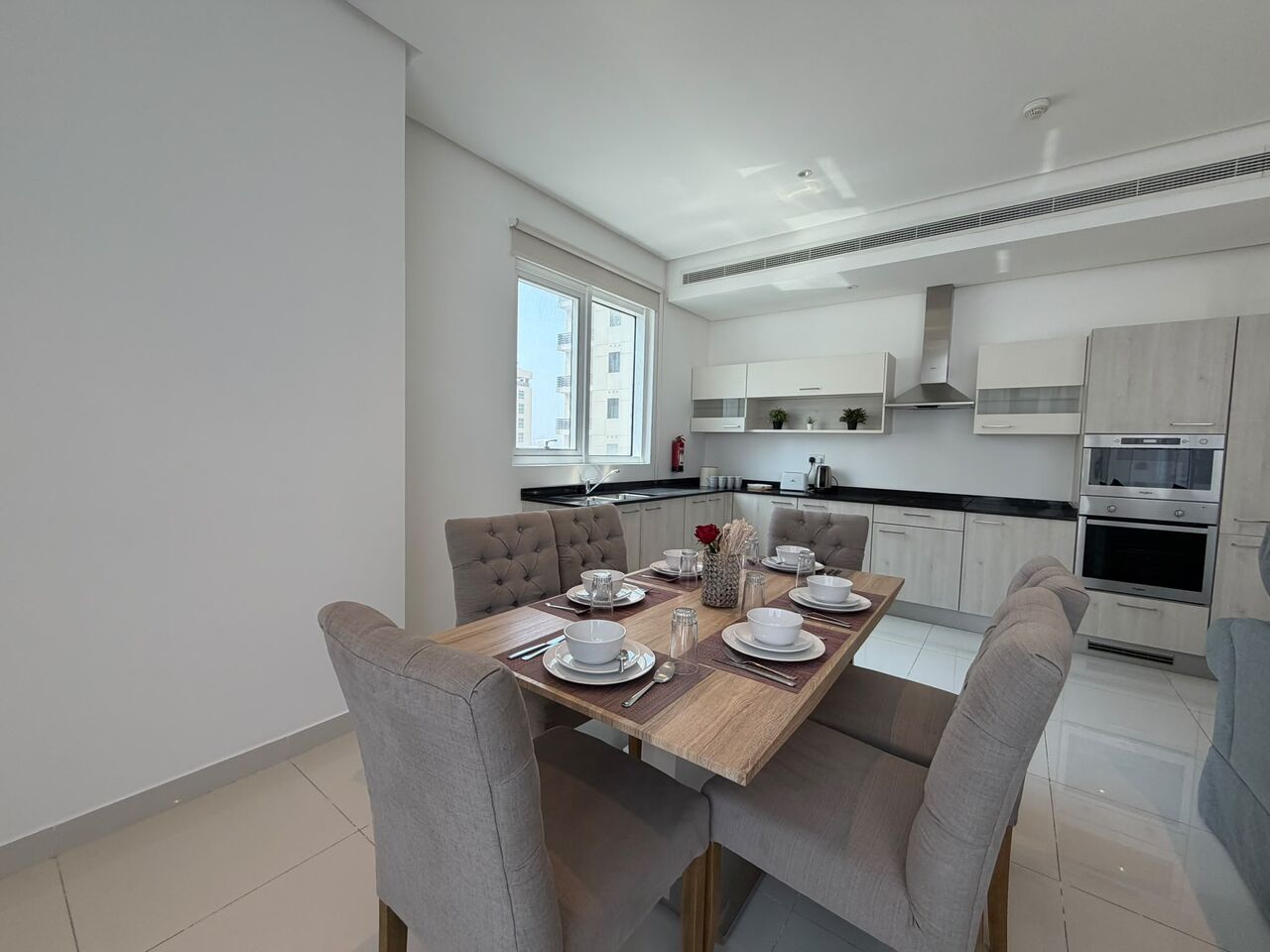 Juffair, Apartments, Flats, Houses & Villas, BHD 550/month,  Furnished,  2 BR,  Apartment For Rent In Juffair | Pool & Gym | Premium Facilities