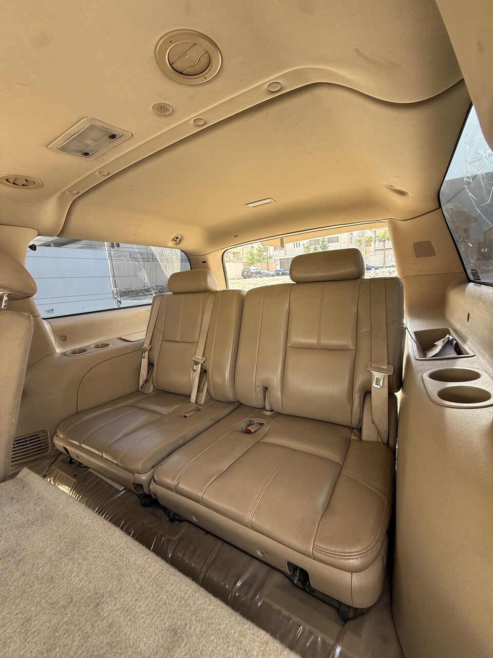 Riyadh, Vehicles, Cars & Trucks , SAR 24000,  Gmc Yukon XL,  2007,  Automatic,  233000 KM,