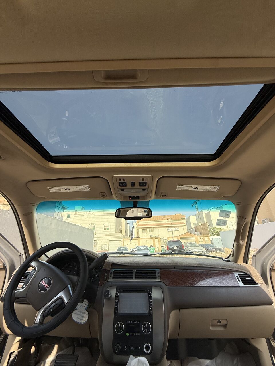 Riyadh, Vehicles, Cars & Trucks , SAR 24000,  Gmc Yukon XL,  2007,  Automatic,  233000 KM,