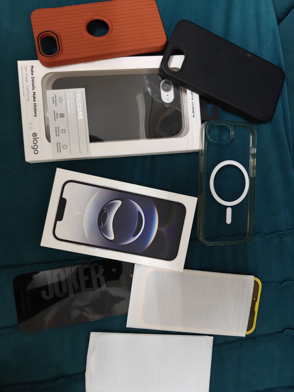 Al Malaz, Mobile Phones, SAR 1750,  Iphone 16e Like New Full Box 256 Battery 100