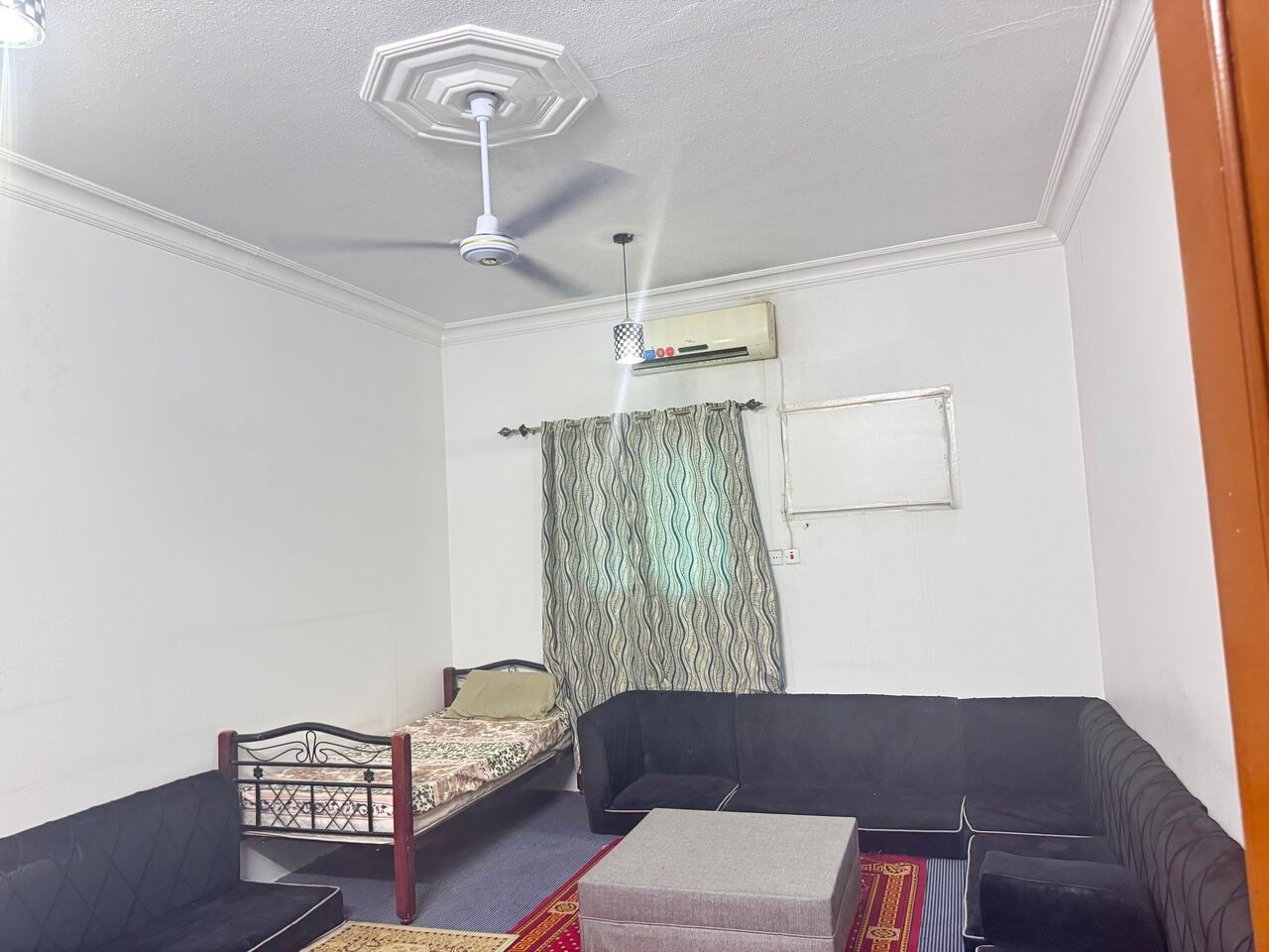Al Wizarat, Rooms for Rent, SAR 12000/year,  Furnished,  A Big Spacious Furnished Room Available For A Executive Bachelor
