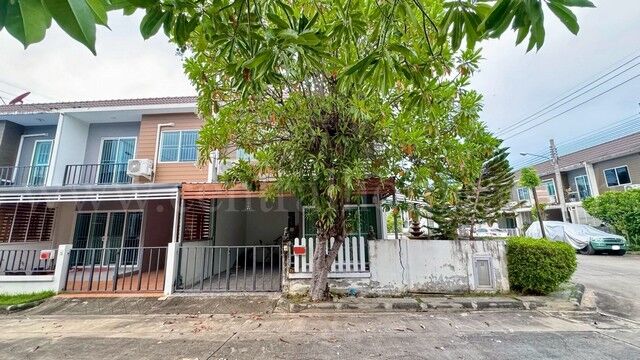 Bangkok, Real Estate For Sale, THB 1890000,  3 BR,  27 Sq. Feet,  ราคาพิเศษ ทาวน์โฮม อารียา เดอะคัลเ