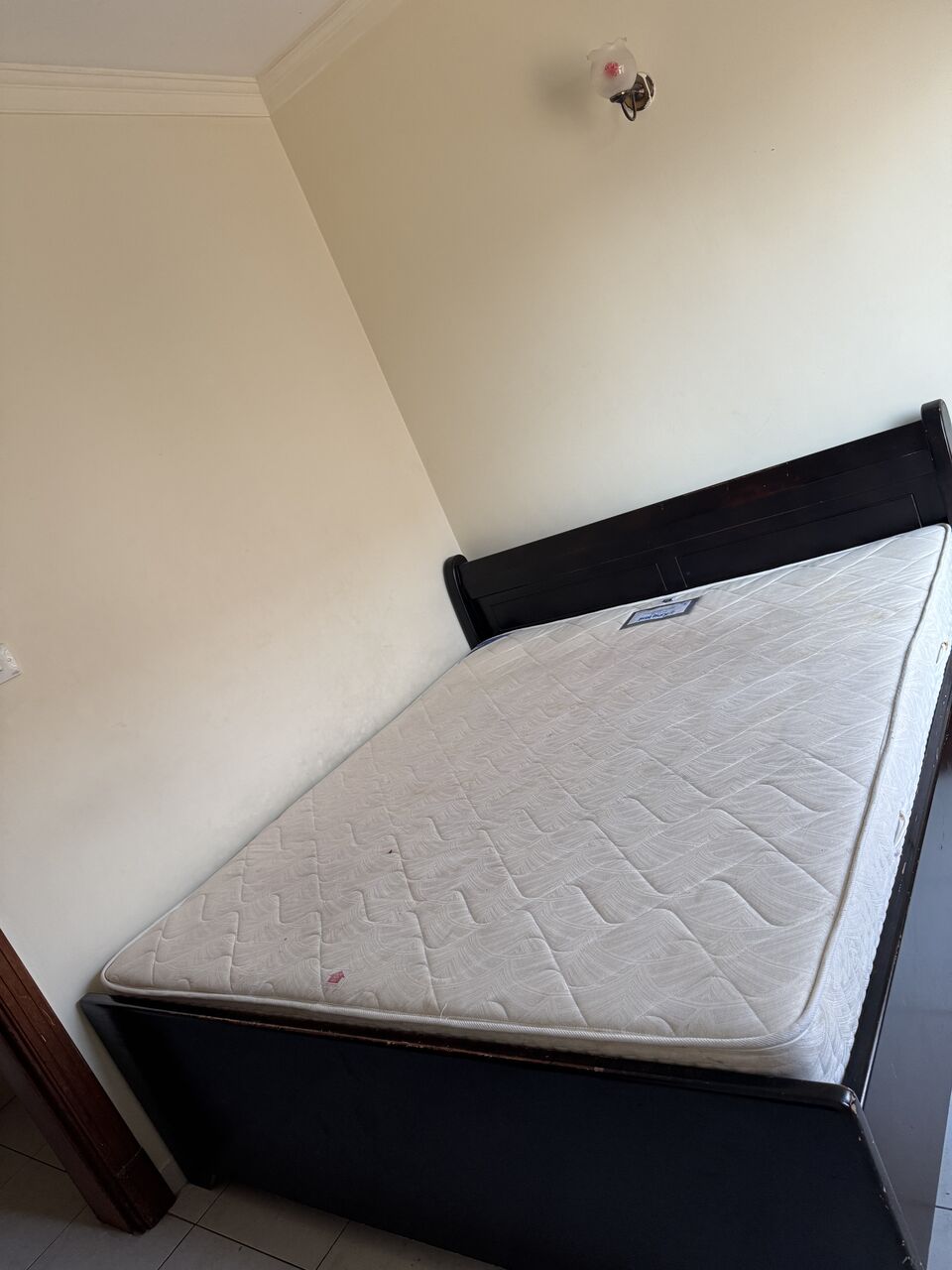 Manama, Furniture, BHD 80,  King Size Bed With Mattress/side Table/book/shelvestea Table