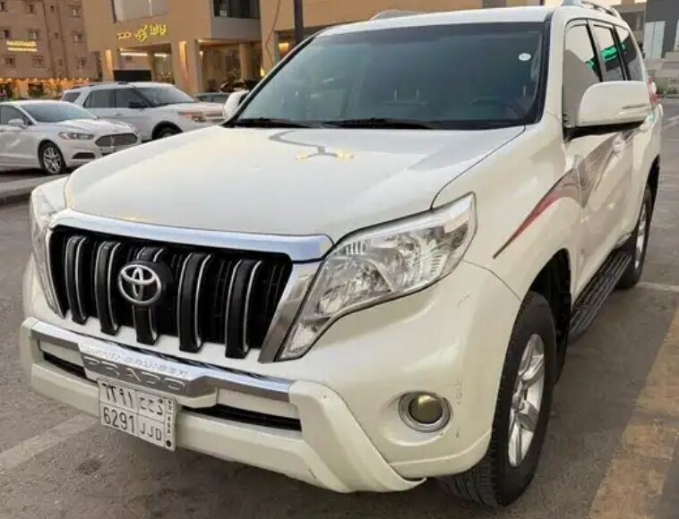 Al Maathar, Vehicles, Cars & Trucks , SAR 92000,  Toyota Prado TXL,  2017,  Automatic,  286000 KM,  Toyota Prado ..... TXL