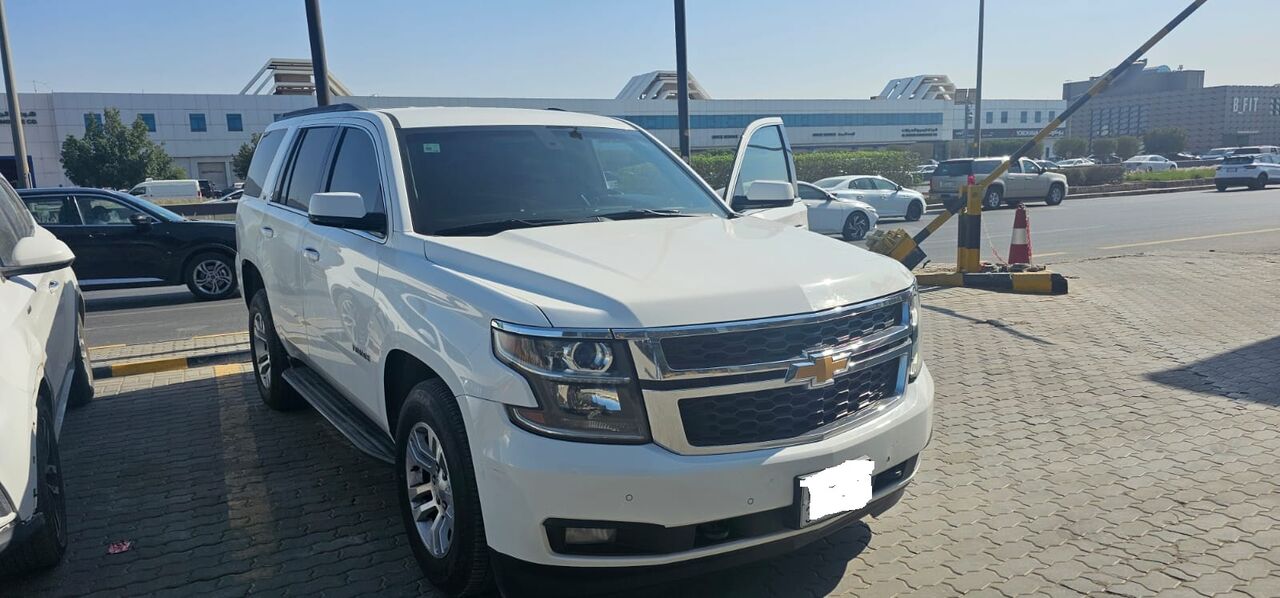 Riyadh, Vehicles, Cars & Trucks , SAR 83000,  Chevrolet Tahoe LS,  2016,  Automatic,  161116 KM,  Urgent Sale