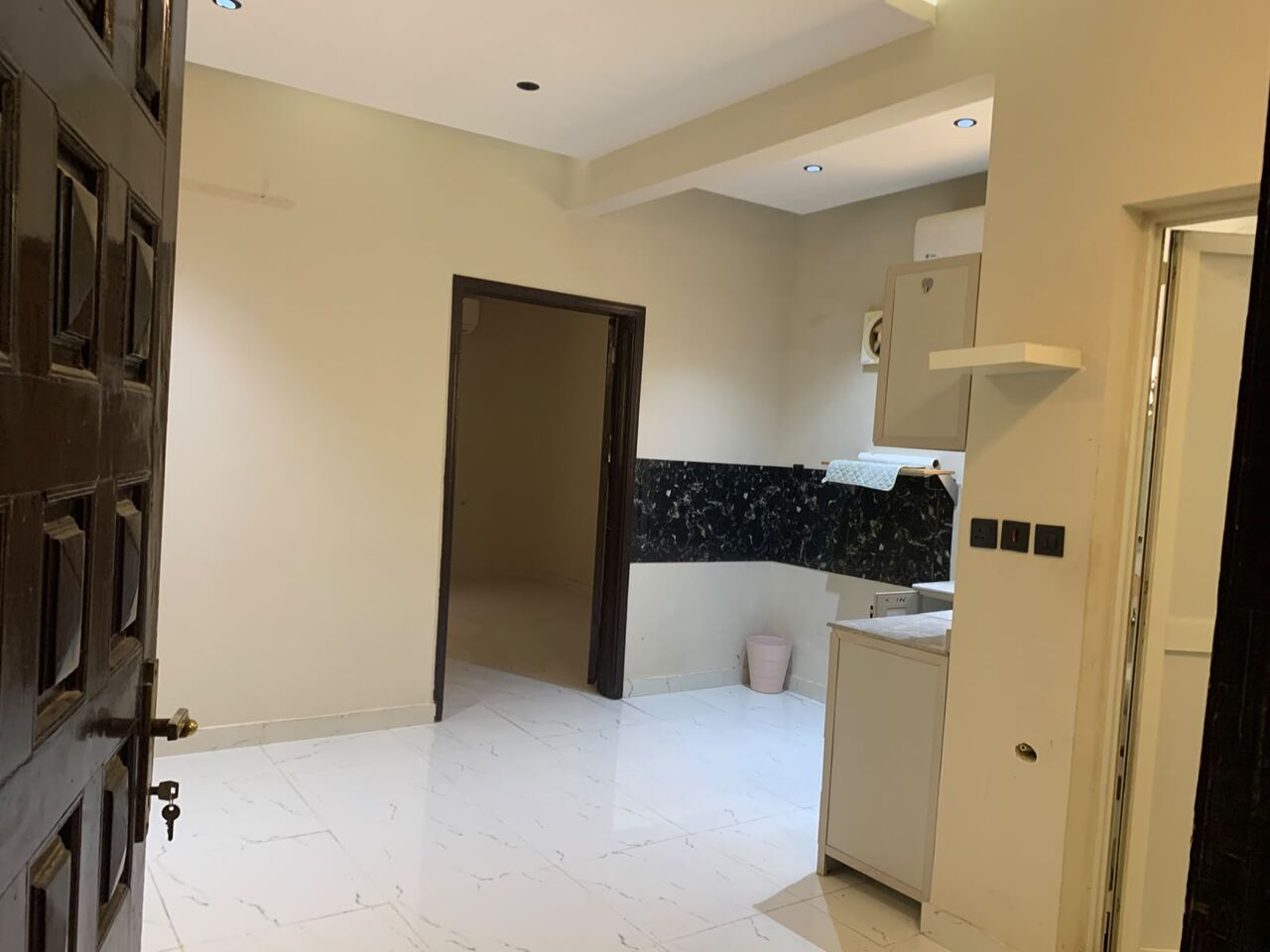 Al Aqeeq, Housing Exchanges, SAR 2800/month,  1 BR,  80 Sq. Meter,  Studio 1BHK Apartment Available For Executive Personal