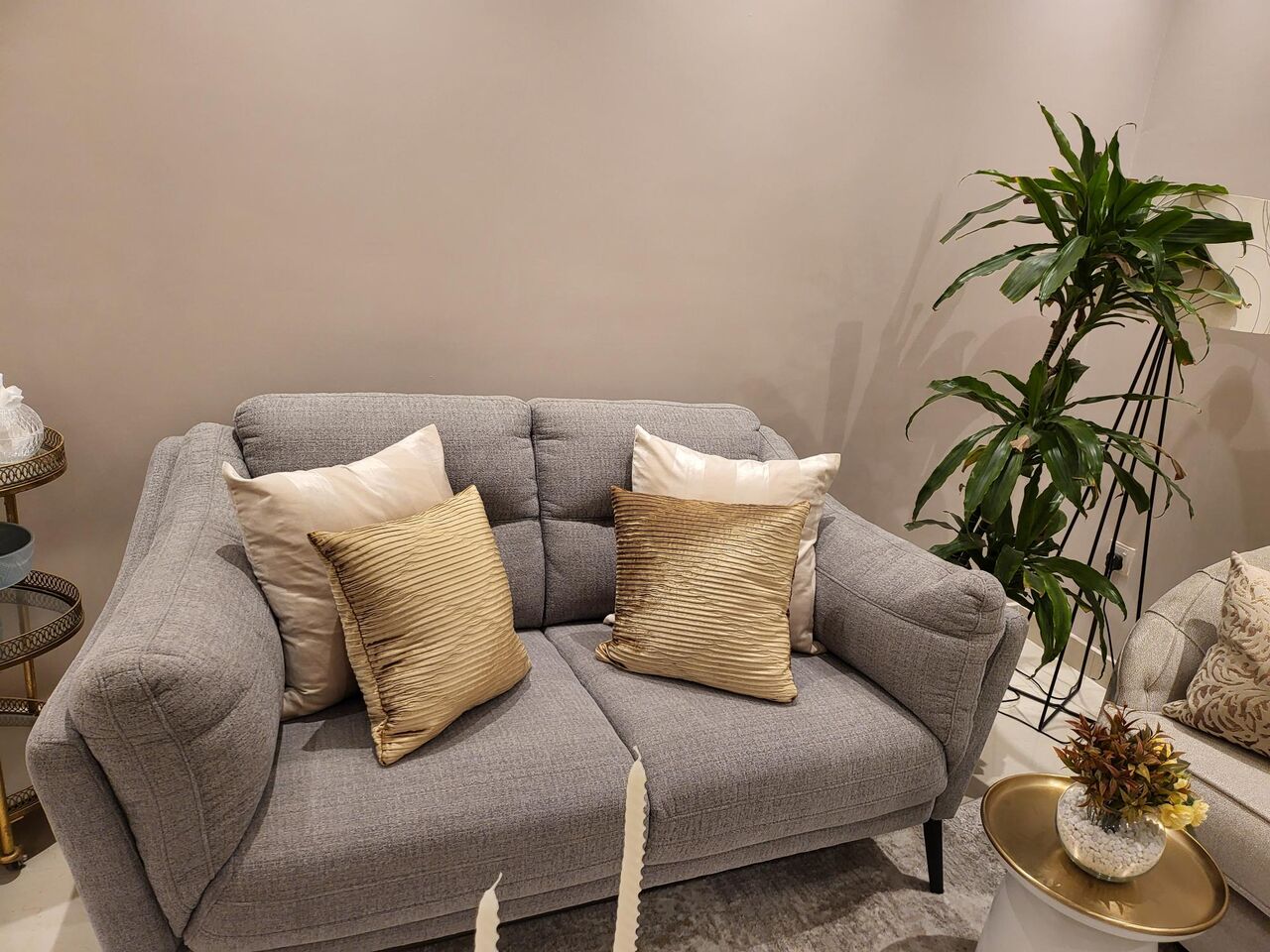 Khobar, Household Items, I&rsquo;m Selling My Living Room And Dining Room Furniture In Good Condition.