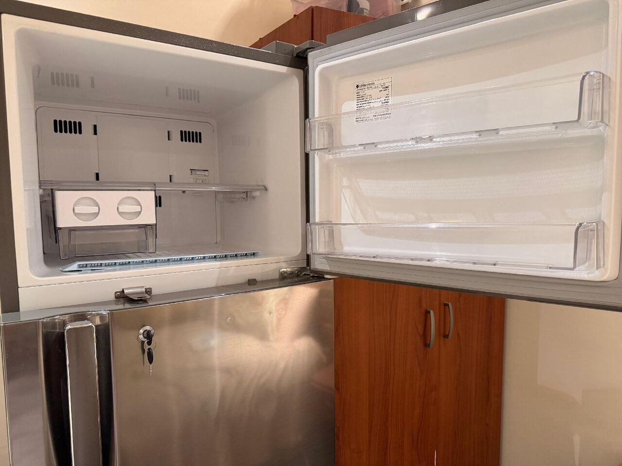 Jeddah, Appliances, SAR 700,  LG Smart Inverter Refrigerator For Sale