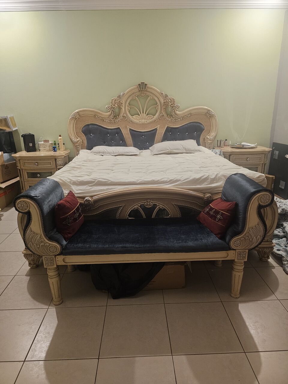 Jeddah, Furniture, SAR 600,  Ultimate King Bedroom Master Suite &ndash; Complete 7-Piece Set