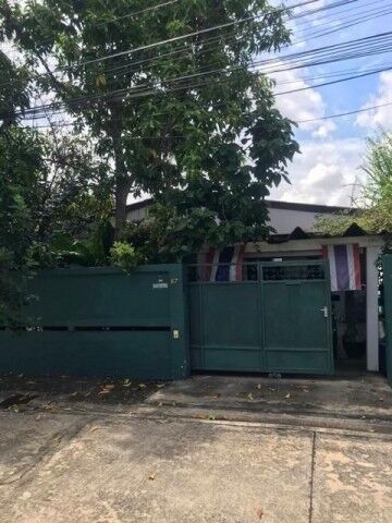 Bangkok, Real Estate For Sale, THB 8000000,  3 BR,  60 Sq. Feet,  HS 2037 ขายบ้านชั้นเดียว เนื้อที่ 60 ตรว. หม