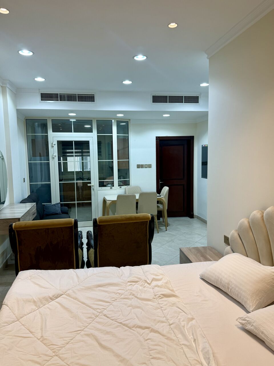 Adliya, Apartments, Flats, Houses & Villas, BHD 250/month,  Furnished,  1 BR,  Furnished 1 BHK Flat With EWA In Adliya