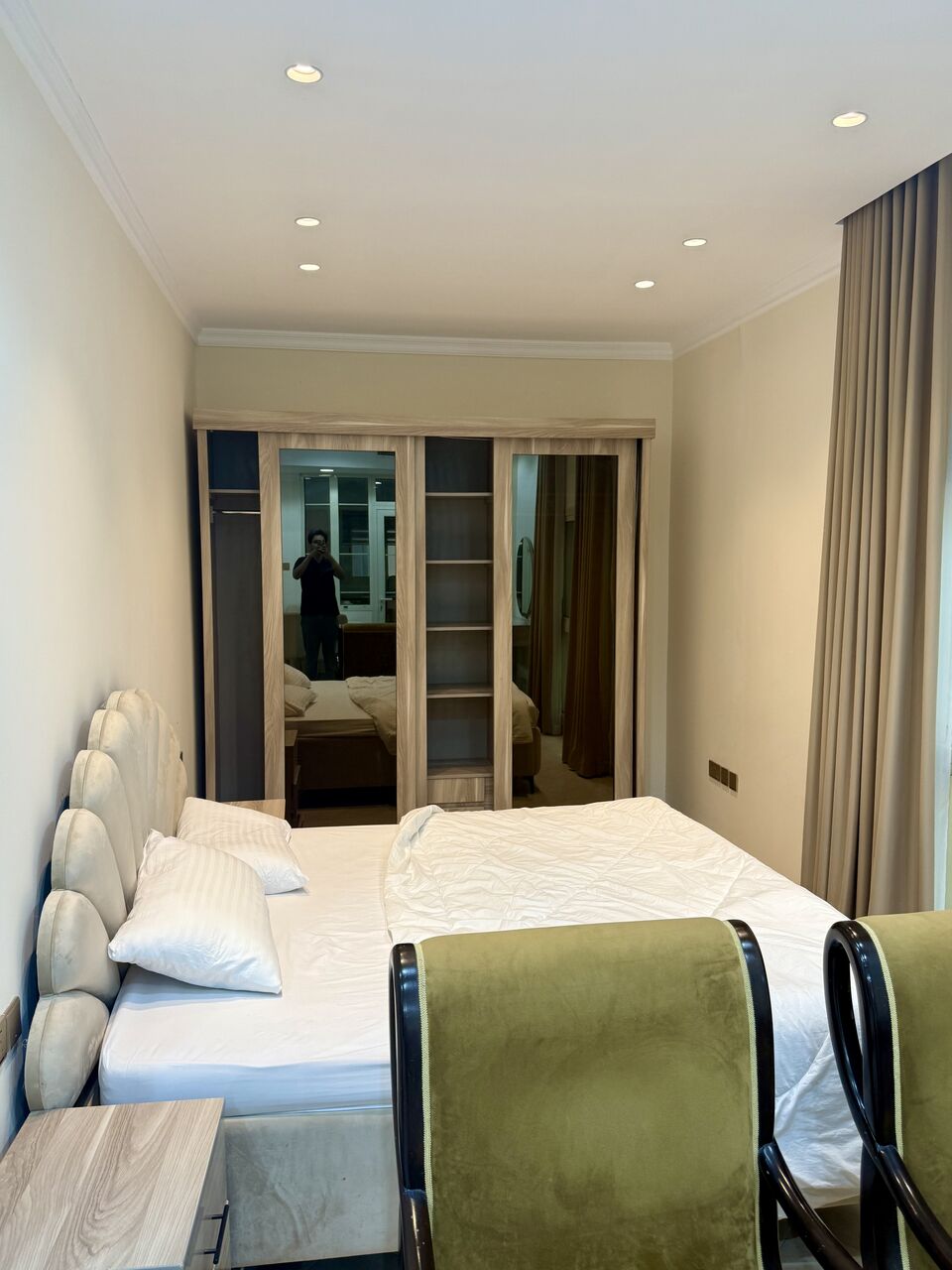Adliya, Apartments, Flats, Houses & Villas, BHD 250/month,  Furnished,  1 BR,  Furnished 1 BHK Flat With EWA In Adliya