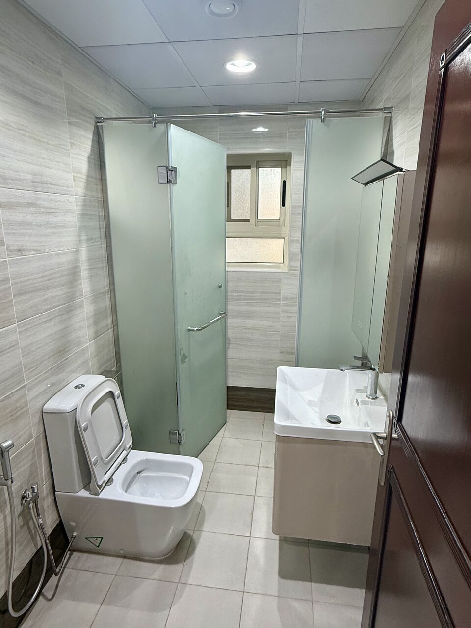 Adliya, Apartments, Flats, Houses & Villas, BHD 250/month,  Furnished,  1 BR,  Furnished 1 BHK Flat With EWA In Adliya