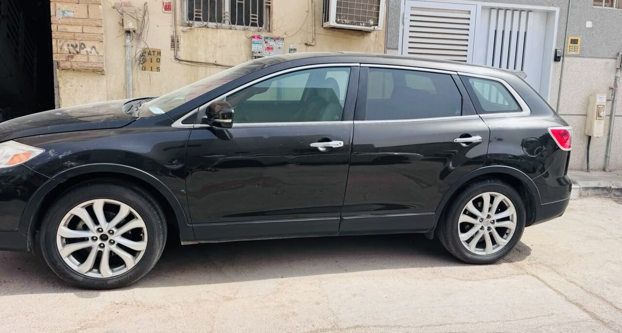 Olaya, Vehicles, Cars & Trucks , SAR 18,  Mazda CX-09,  2011,  Automatic,  157000 KM,  MazdaCX-09 Family Car