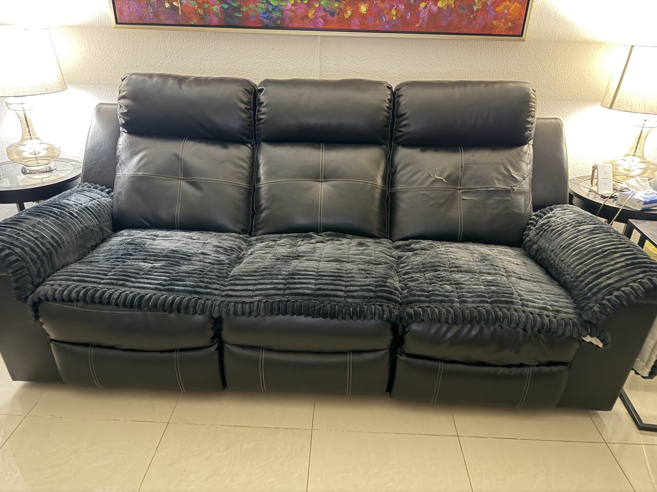 Ghirnatah, Furniture, SAR 600,  5-Seater Recliner Sofa Set (3+1+1) &ndash; Black Leather From Ashley