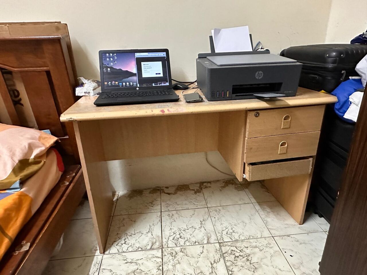 Muharraq, Furniture, BHD 5,  Computer Table For Sale