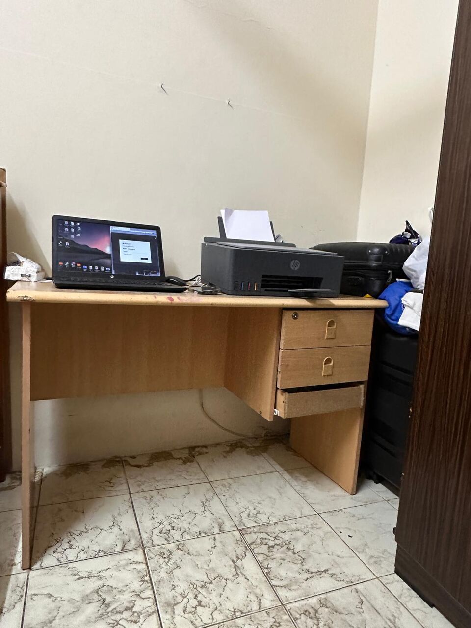 Muharraq, Furniture, BHD 5,  Computer Table For Sale