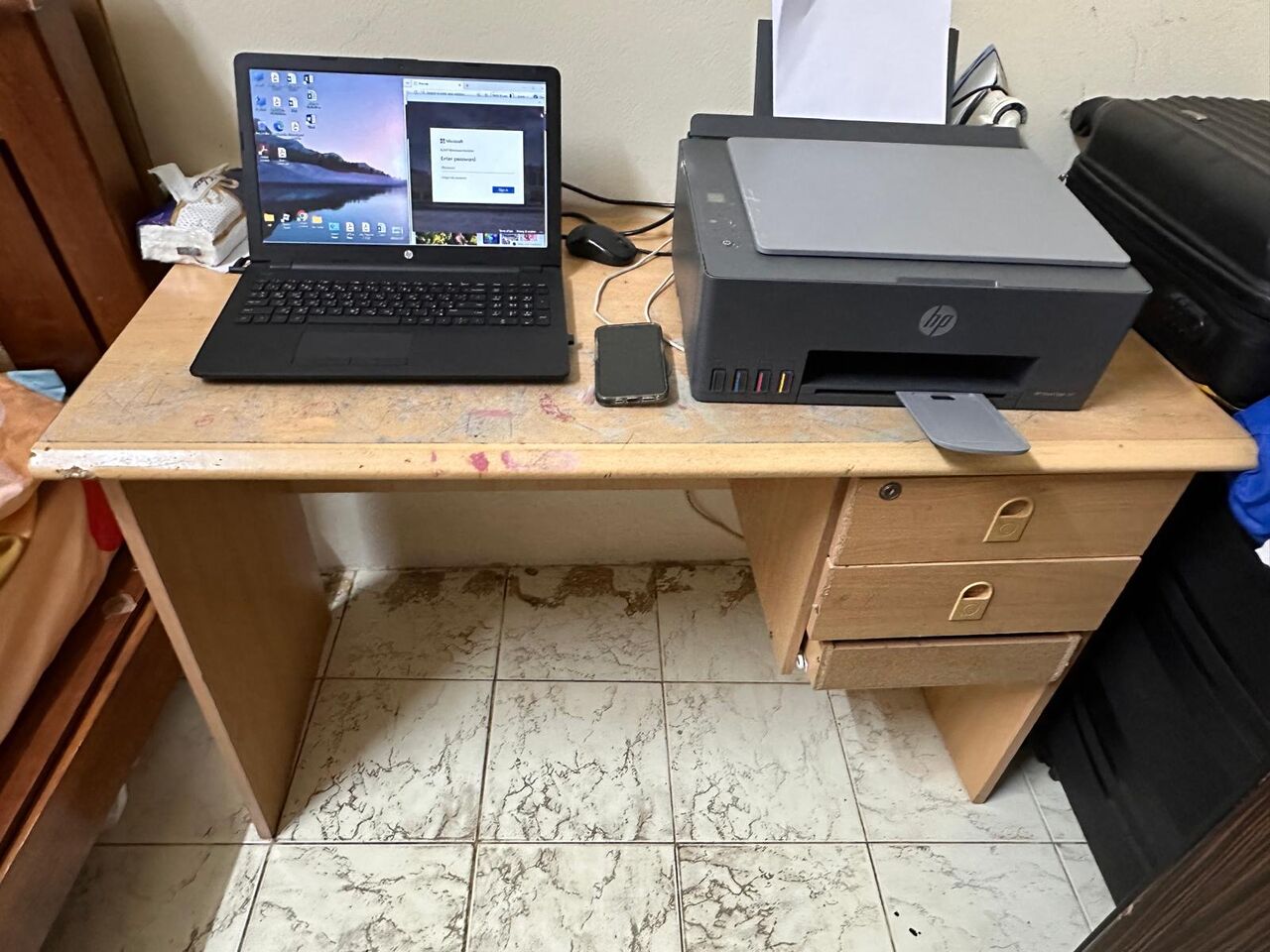 Muharraq, Furniture, BHD 5,  Computer Table For Sale