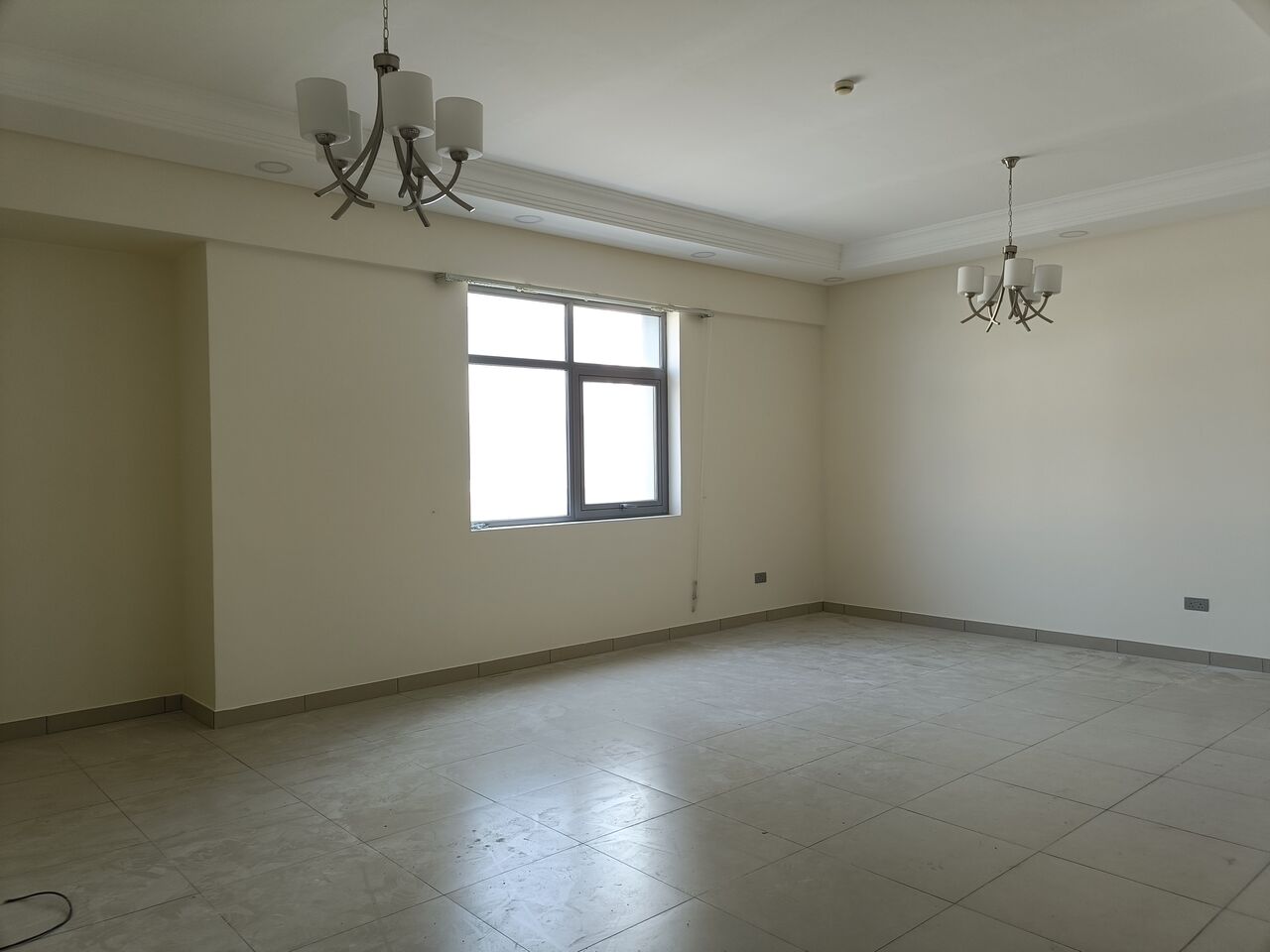 Manama, Apartments, Flats, Houses & Villas, BHD 300/month,  2 BR,  200 Sq. Meter,  Semi Furnished Spacious 2bhk Without Ewa