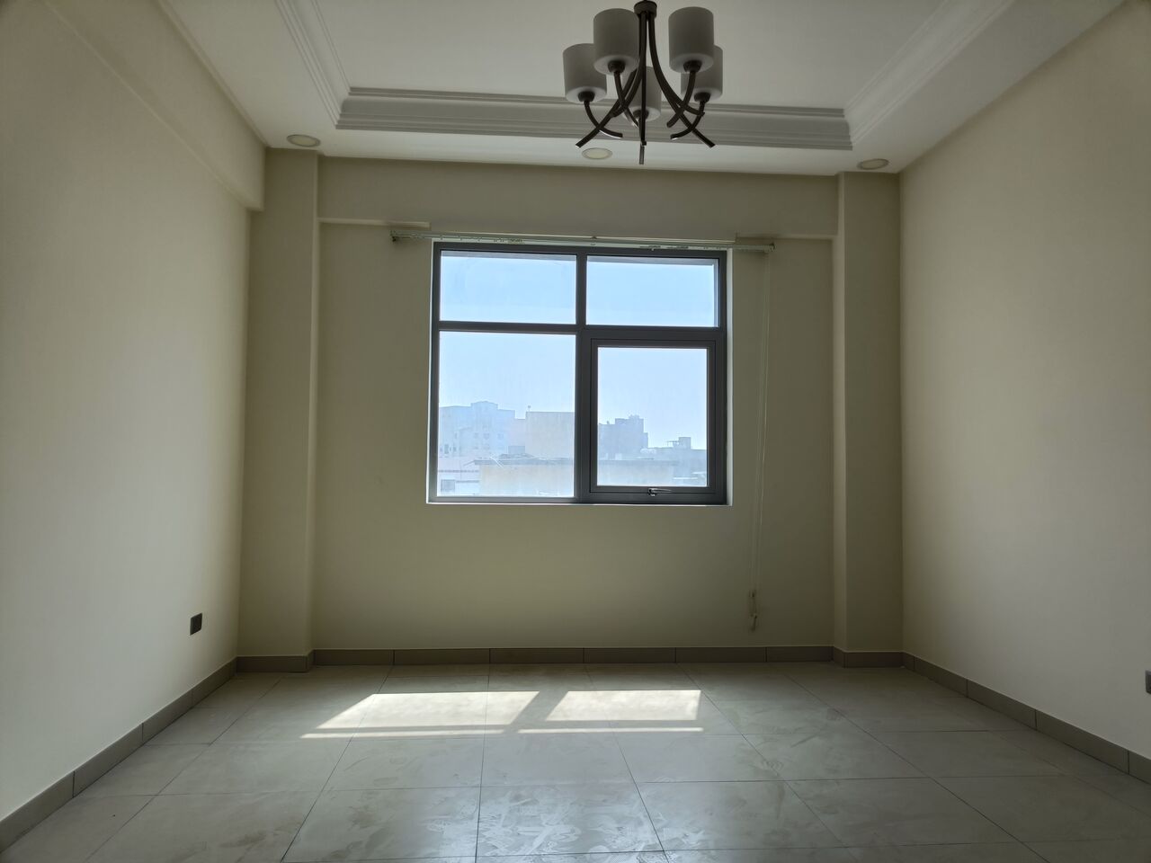 Manama, Apartments, Flats, Houses & Villas, BHD 300/month,  2 BR,  200 Sq. Meter,  Semi Furnished Spacious 2bhk Without Ewa