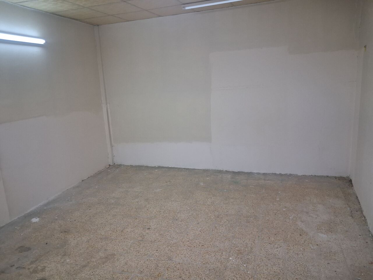 Riyadh, Apartments, Flats, Houses & Villas, SAR 13000/year,  3 BR,  Family Apartment Available In Shmesi Behind Makkah Medina Restaurant