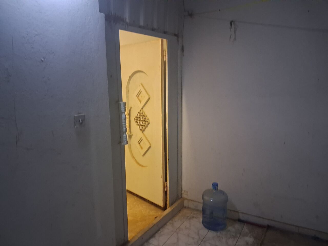Riyadh, Apartments, Flats, Houses & Villas, SAR 13000/year,  3 BR,  Family Apartment Available In Shmesi Behind Makkah Medina Restaurant