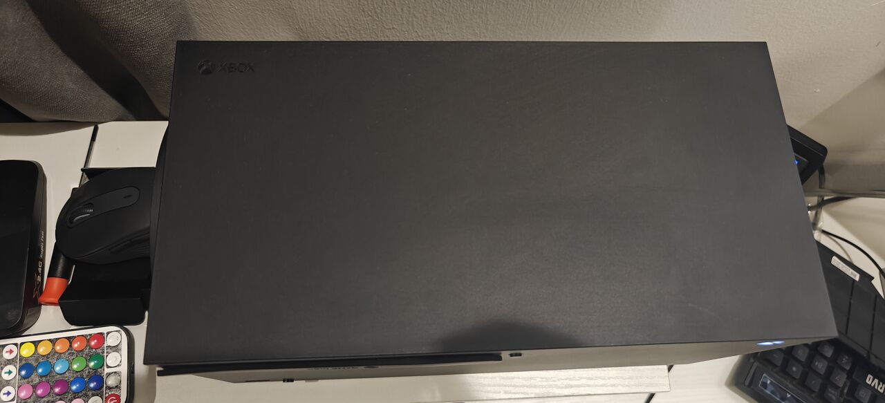 Riyadh, Electronics, SAR 4000,  Xbox X Series, Logitech G920, Benq Mobiuz, Steering Rig