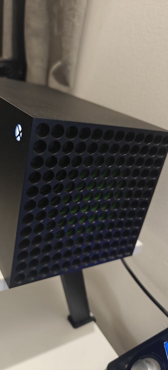 Riyadh, Electronics, SAR 4000,  Xbox X Series, Logitech G920, Benq Mobiuz, Steering Rig