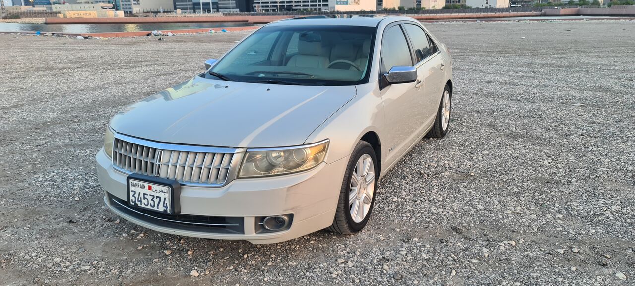 Juffair, Vehicles, Cars & Trucks , BHD 1350,  Lincoln MKZ,  2008,  Automatic,  65000 KM,   Full Option 65000km Only Instalments Option Available