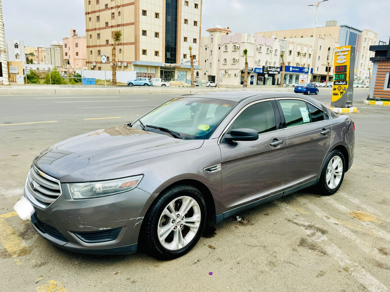 Riyadh, Vehicles, Cars & Trucks , SAR 39500,  Ford Taurus,  2013,  Automatic,  269000 KM,  Aramco Employee
